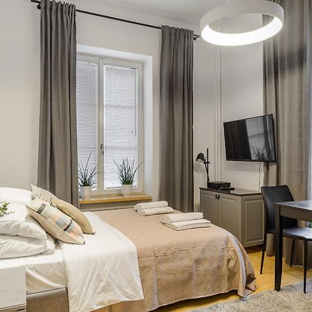 P&O Serviced Apartments Warecka Street Варшава Экстерьер фото
