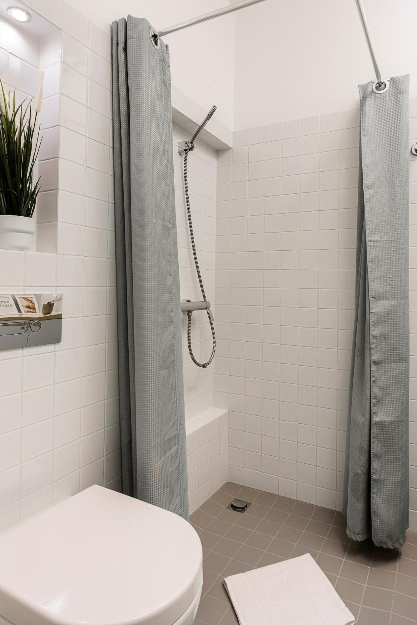 P&O Serviced Apartments Warecka Street Варшава Экстерьер фото